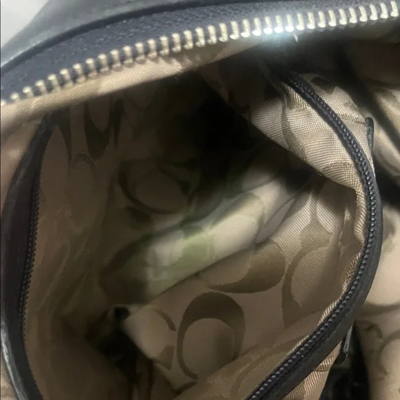 Vintage Coach Legacy crossbody - Picture 9 of 15